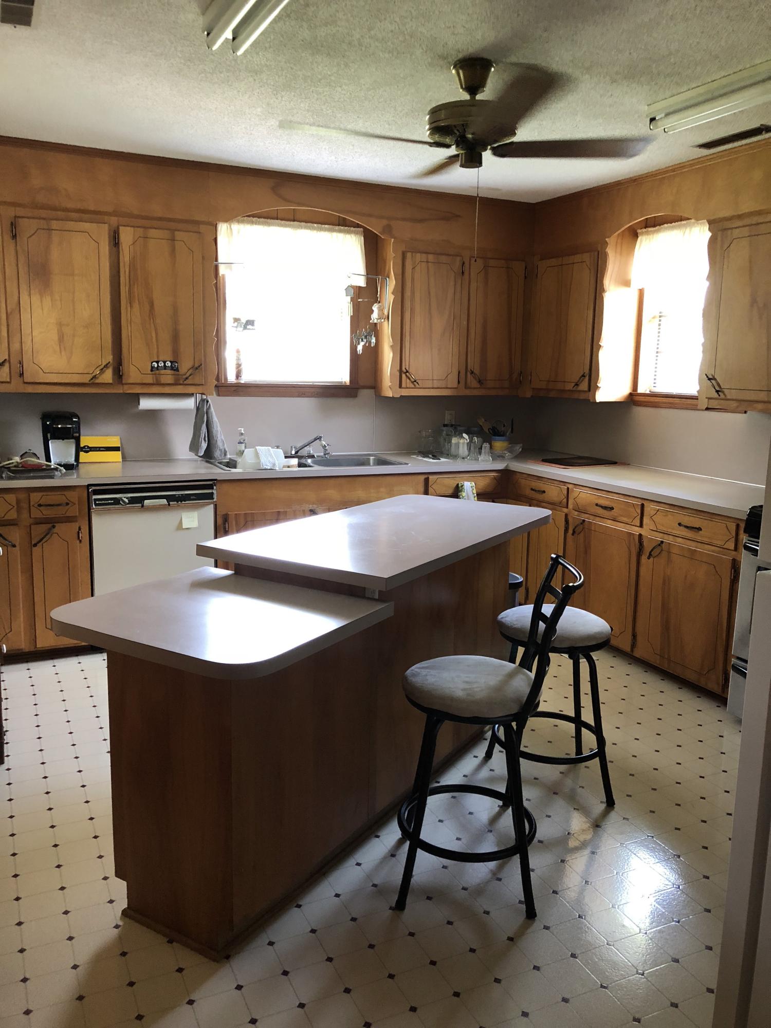 8962 Powell Road North Charleston, SC 29406 - Photo 8 of 27 another kitchen