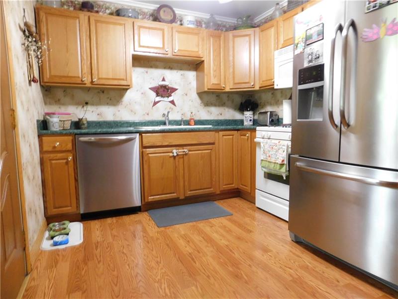 178 Free Soil Road Mount Morris, PA 15349 - Photo 9 of 20