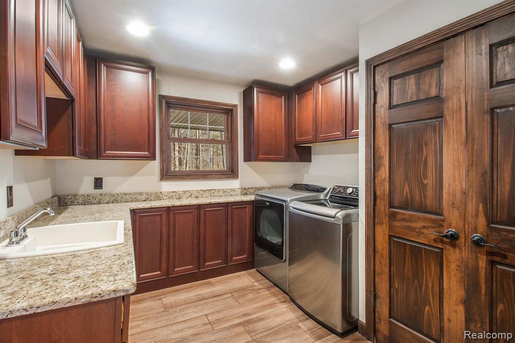 12558 Clyde Road Fenton, MI 48430 - Photo 9 of 24