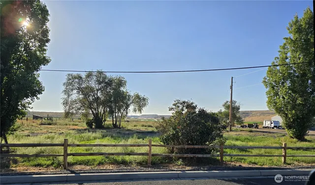 $50,000 | 327 1st Street, Wilson Creek, WA 98860