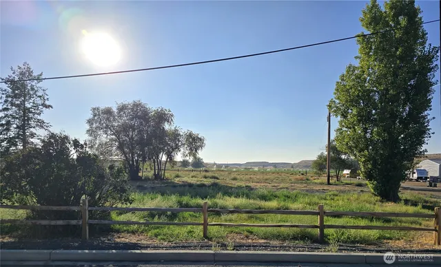 $50,000 | 327 1st Street, Wilson Creek, WA 98860