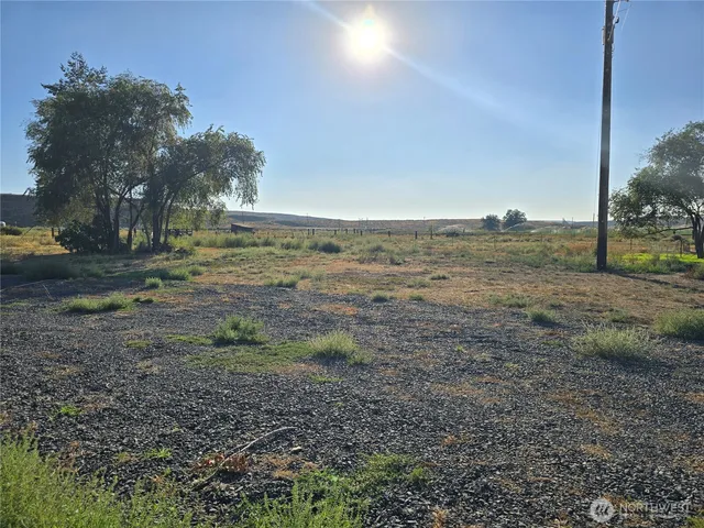 $50,000 | 327 1st Street, Wilson Creek, WA 98860