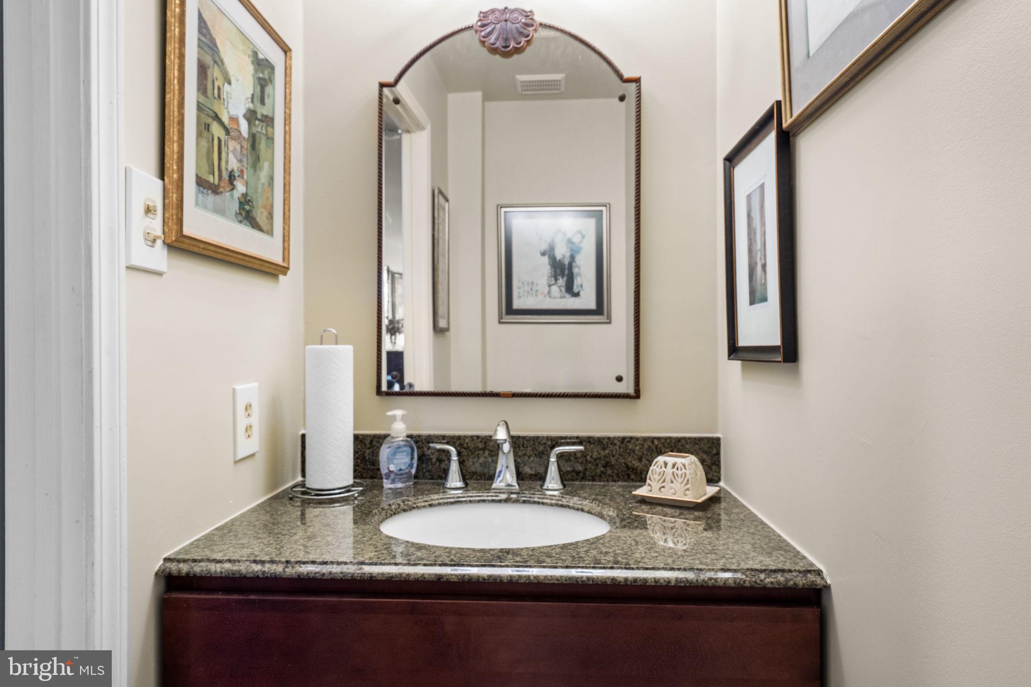 214 North 22nd Street, Unit 9B Philadelphia, PA 19103 - Photo 16 of 27