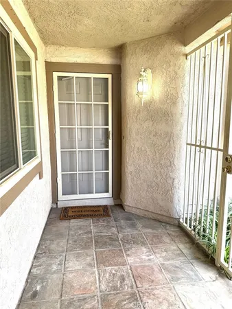 a view of a entrance door of the house