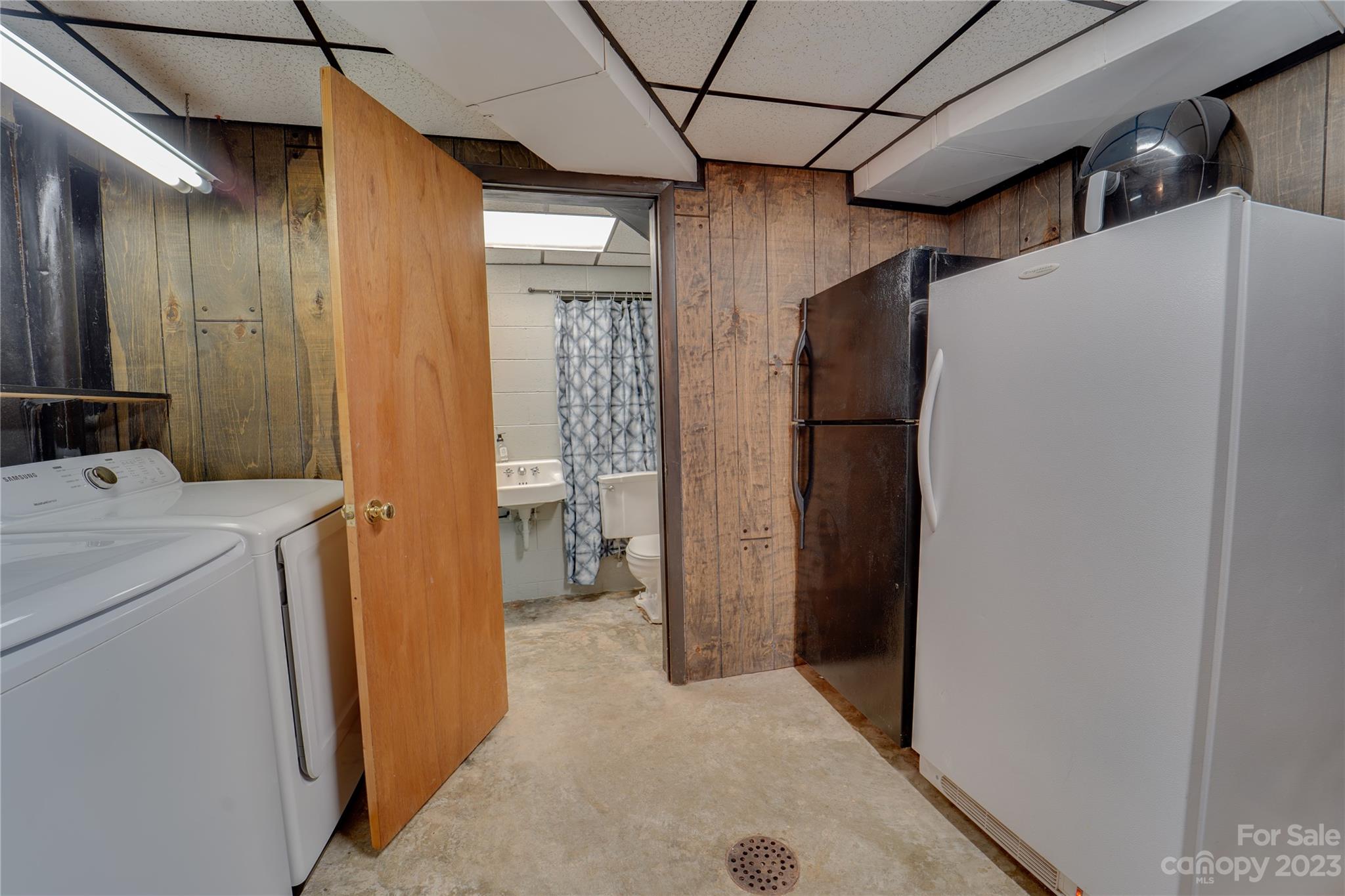 221 Spring Street Canton, NC 28716 - Photo 20 of 38 Gallery Image 20