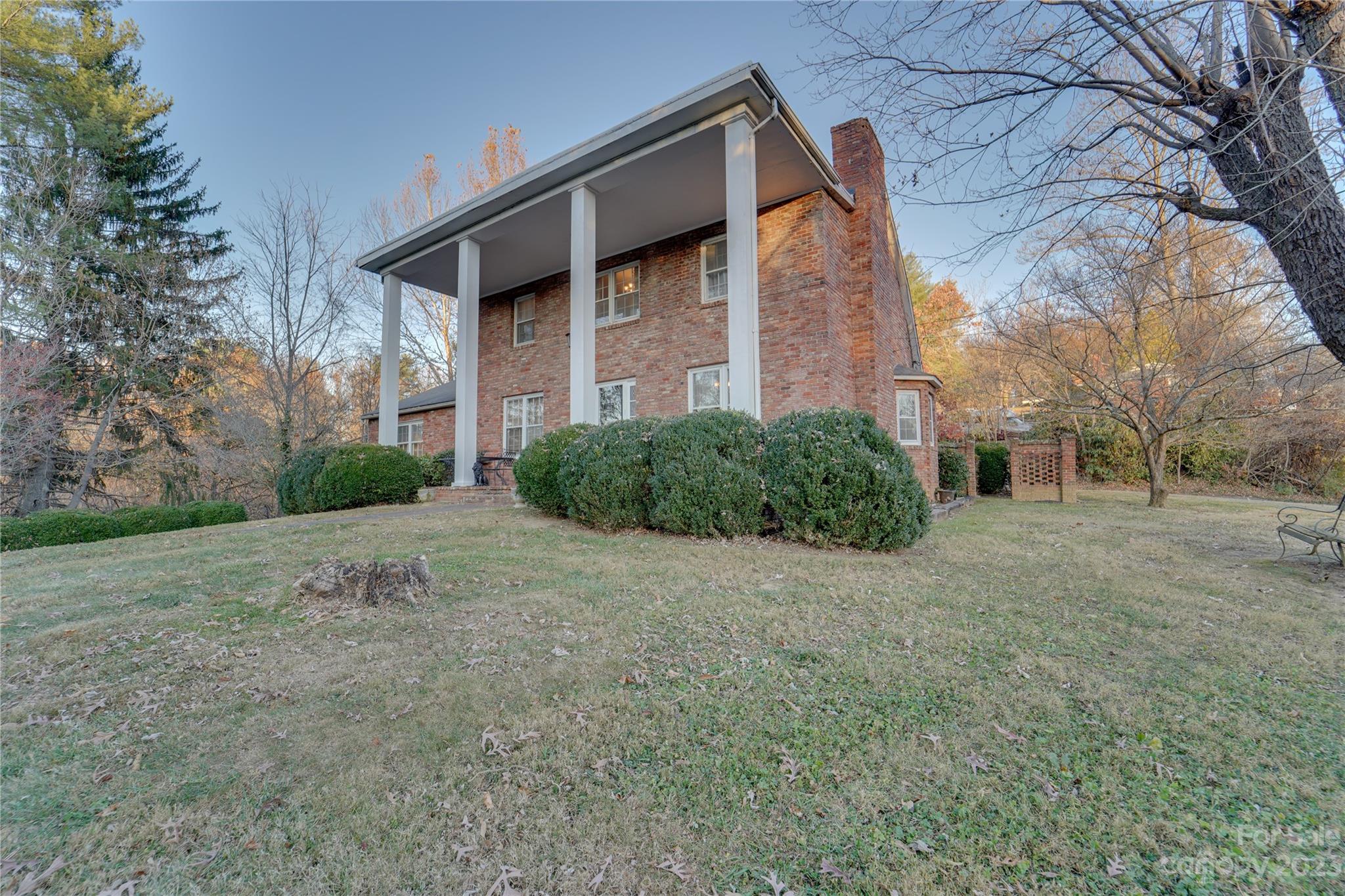 221 Spring Street Canton, NC 28716 - Photo 28 of 38 Gallery Image 28