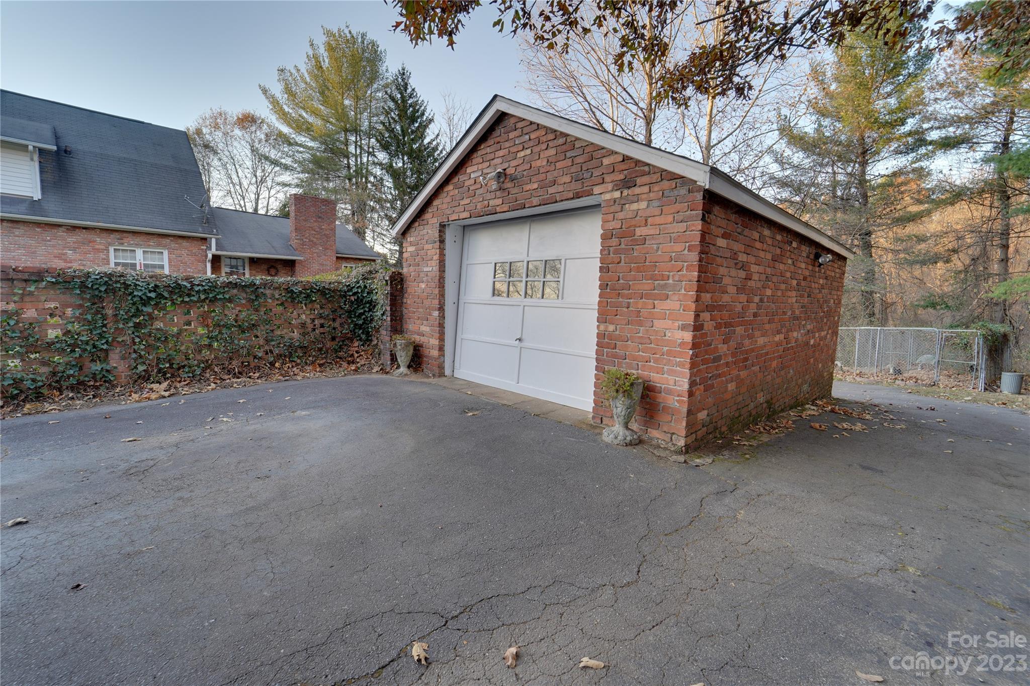 221 Spring Street Canton, NC 28716 - Photo 32 of 38 Gallery Image 32