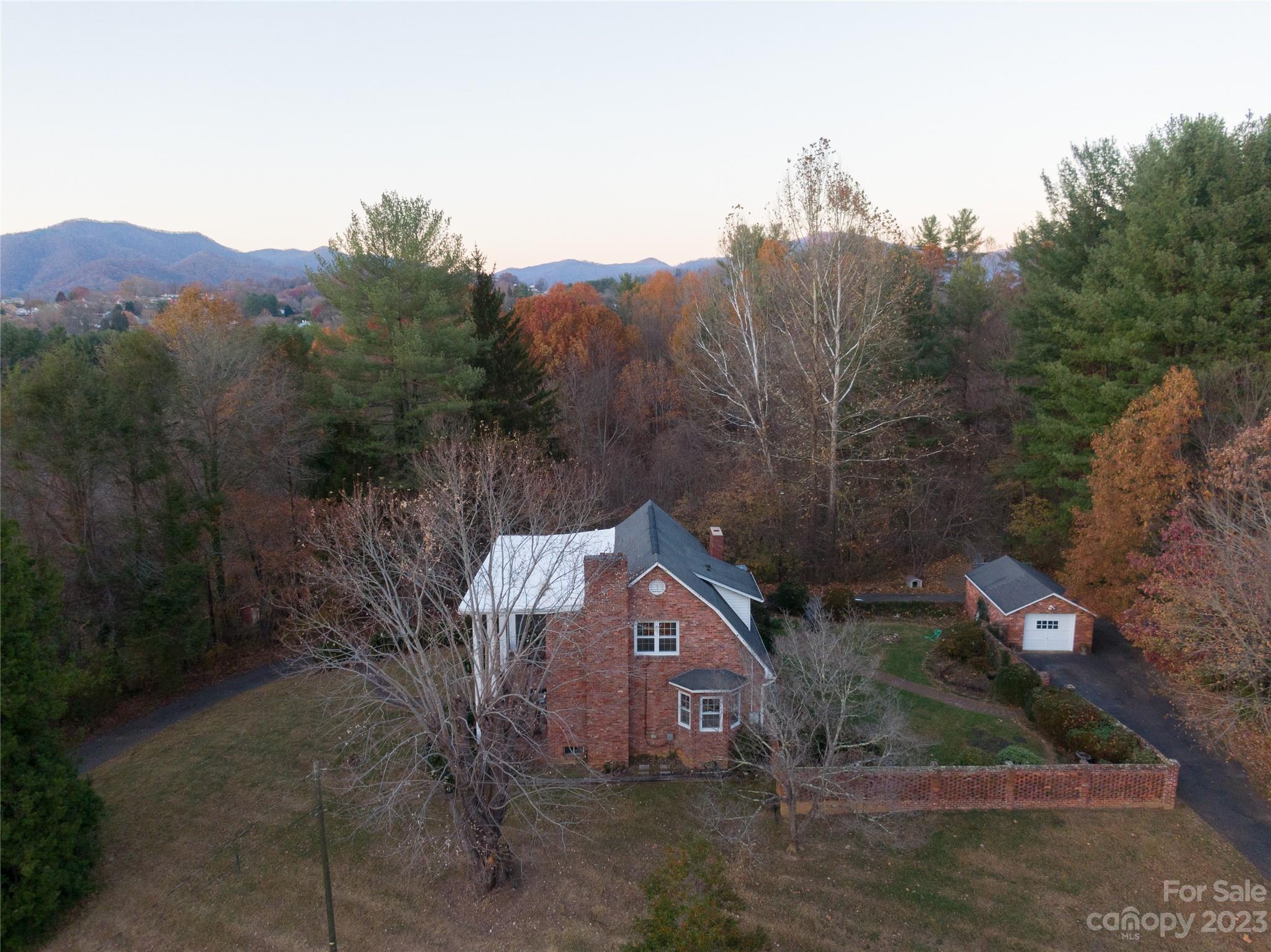 221 Spring Street Canton, NC 28716 - Photo 35 of 38 Gallery Image 35