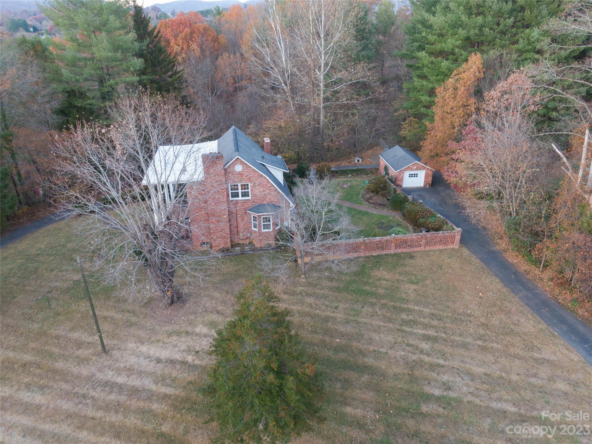 221 Spring Street Canton, NC 28716 - Photo 36 of 38 Gallery Image 36