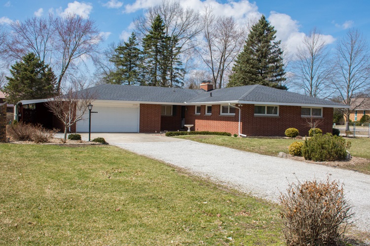 55705 Buckeye Road Mishawaka, IN 46545 - Photo 1 of 29 Gallery Image 1