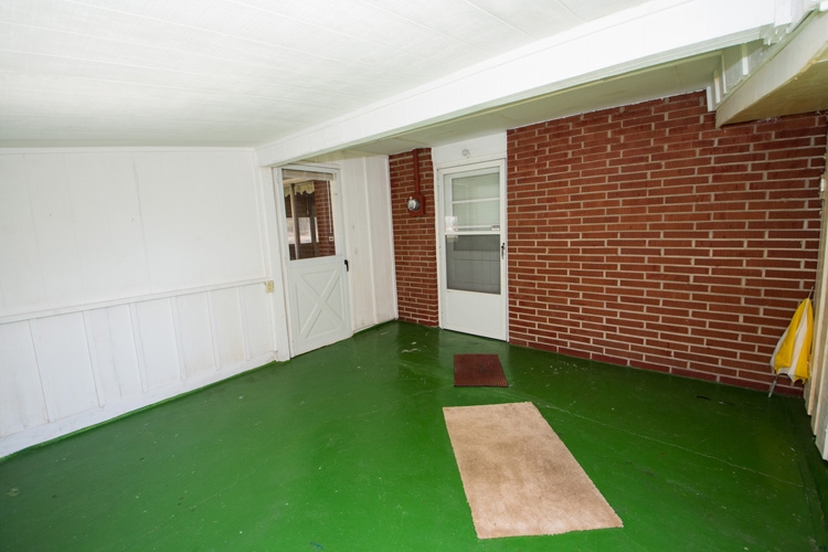 55705 Buckeye Road Mishawaka, IN 46545 - Photo 20 of 29 Gallery Image 20