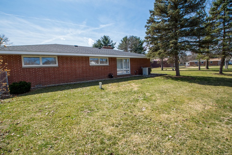55705 Buckeye Road Mishawaka, IN 46545 - Photo 22 of 29 Gallery Image 22