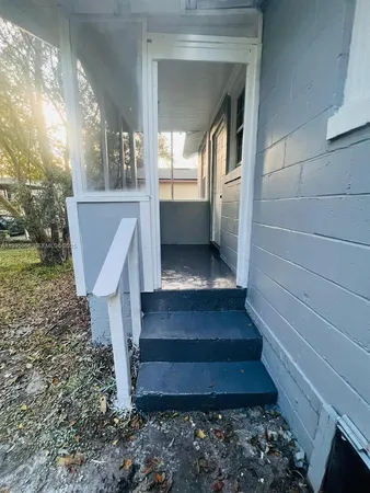 $1,000 | 1742 West Unit 26th Street, Jacksonville, FL 32209