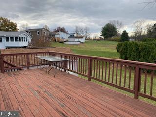 426 Clover Road Etters, PA 17319 - Photo 22 of 25 Deck