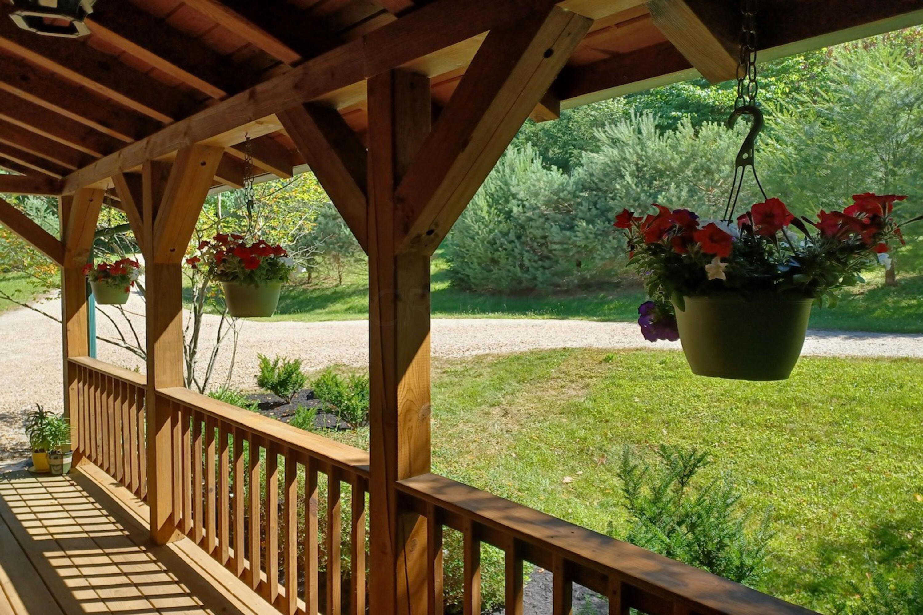 7700 Ballou Road Newark, OH 43056 - Photo 75 of 78 75.-Seasonal-Photo-from-Seller
