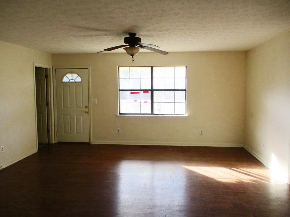 594 South Hunter Bend Road Decatur, TN 37322 - Photo 2 of 11 Gallery Image 2