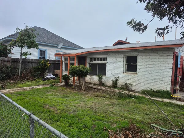 $234,000 | 864 East Evening Glow Avenue, Reedley, CA 93654