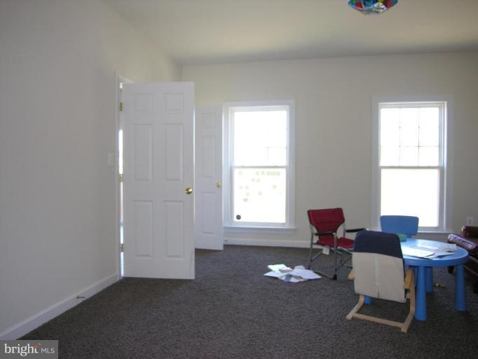 4133 Agency Loop Triangle, VA 22172 - Photo 13 of 30 Study