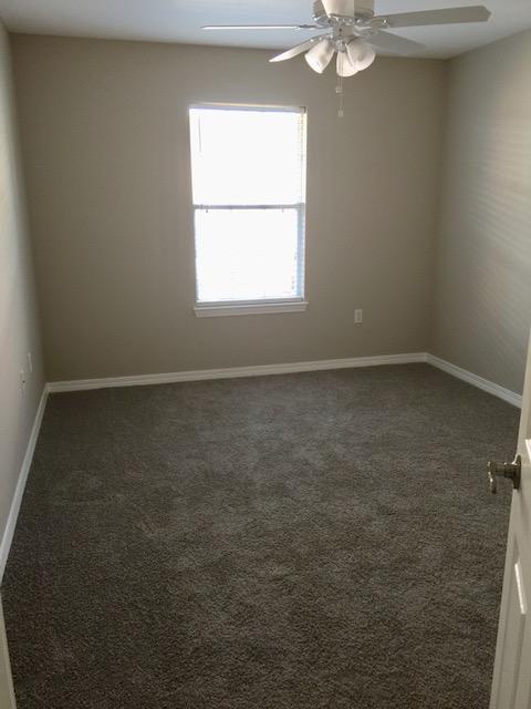 4628 Sunsail Circle Destin, FL 32541 - Photo 3 of 14 an empty room with a window