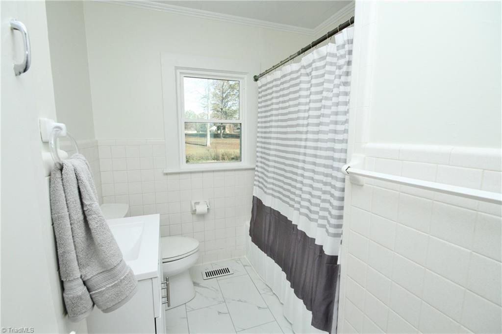659 Loop Road Burlington, NC 27217 - Photo 15 of 25 Gallery Image 15