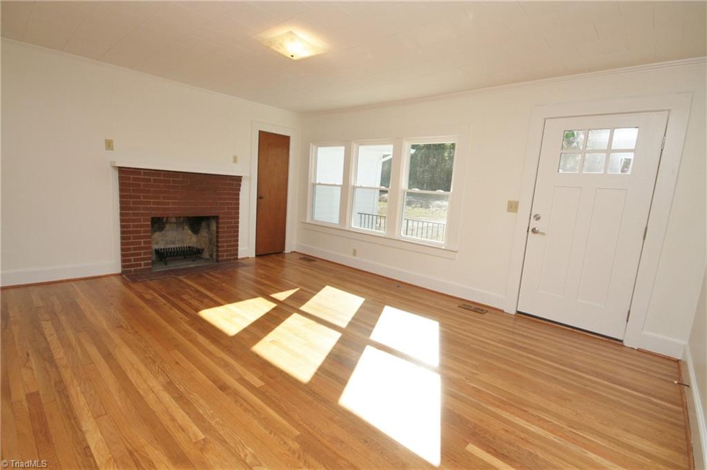 659 Loop Road Burlington, NC 27217 - Photo 5 of 25 Gallery Image 5