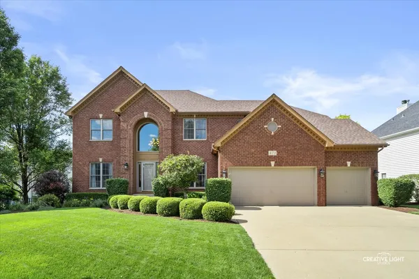$650,000 | 472 Arboretum Way, Oswego, IL 60543