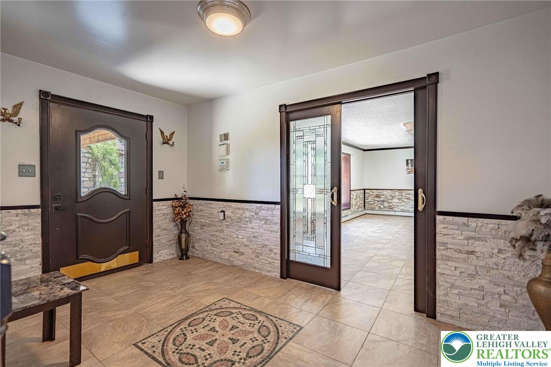 3609 Windy Road Orefield, PA 18069 - Photo 10 of 97