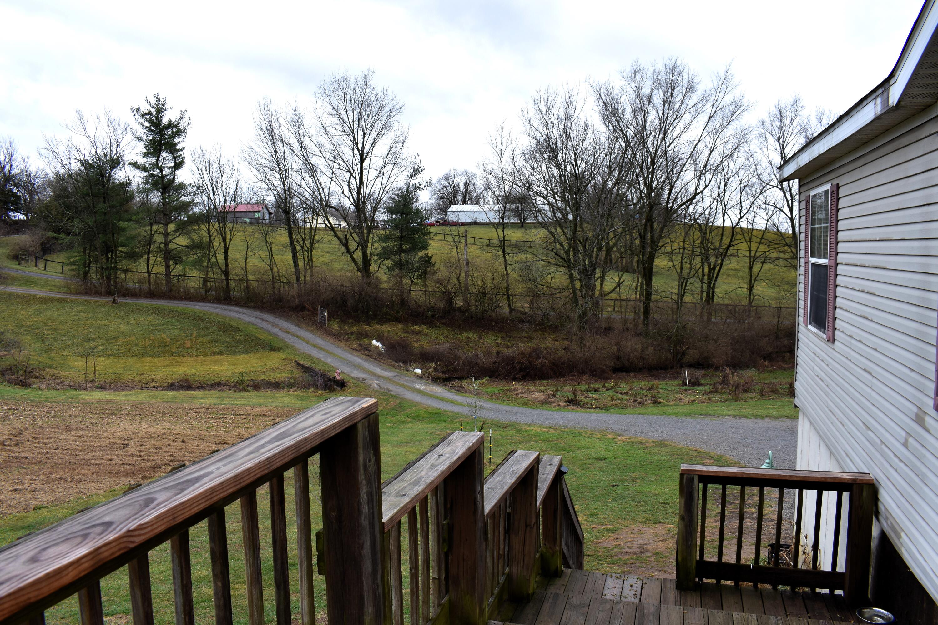3022 Airport Road Danville, KY 40422 - Photo 7 of 42 front porch