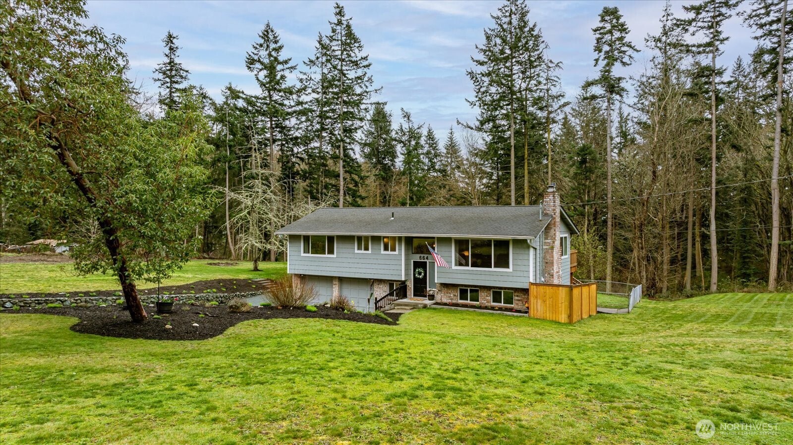 664 Limestone Lane Oak Harbor, WA 98277 - Photo 3 of 40