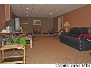 2 Lambert Lane Springfield, IL 62704 - Photo 11 of 12