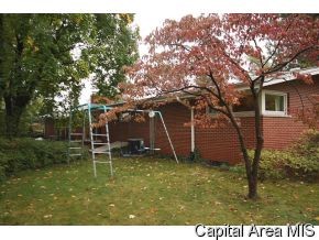 2 Lambert Lane Springfield, IL 62704 - Photo 2 of 12