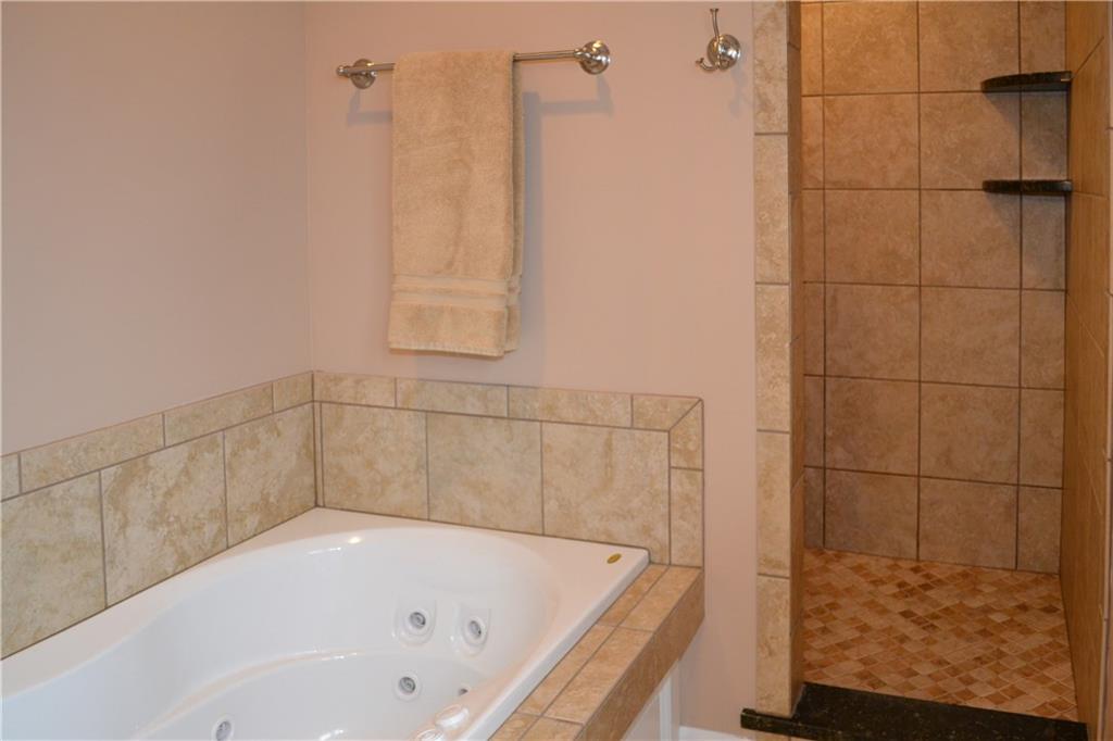 6428 Harbridge Road Indianapolis, IN 46220 - Photo 15 of 24