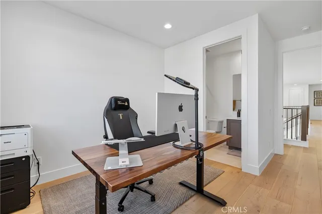 $1,950,000 | 24152 West Corte Ala, Valencia, CA 91354