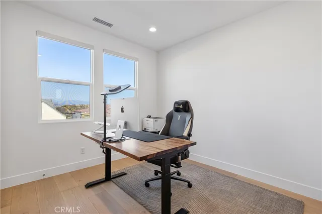 $1,950,000 | 24152 West Corte Ala, Valencia, CA 91354