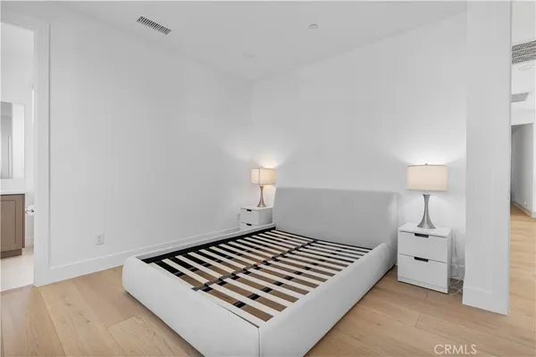 $1,950,000 | 24152 West Corte Ala, Valencia, CA 91354