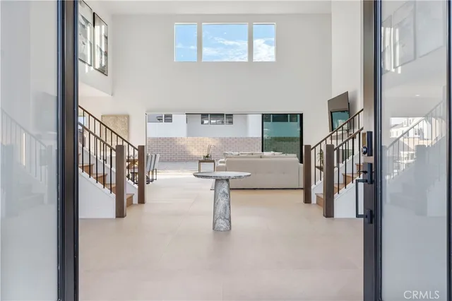 $1,950,000 | 24152 West Corte Ala, Valencia, CA 91354