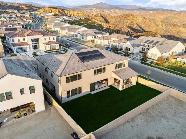 $1,950,000 | 24152 West Corte Ala, Valencia, CA 91354