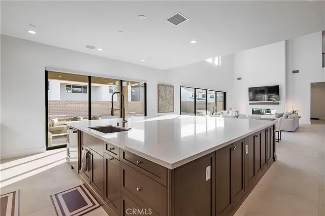 $1,950,000 | 24152 West Corte Ala, Valencia, CA 91354