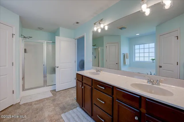 $319,500 | 115 Kenmore Court, New Bern, NC 28560