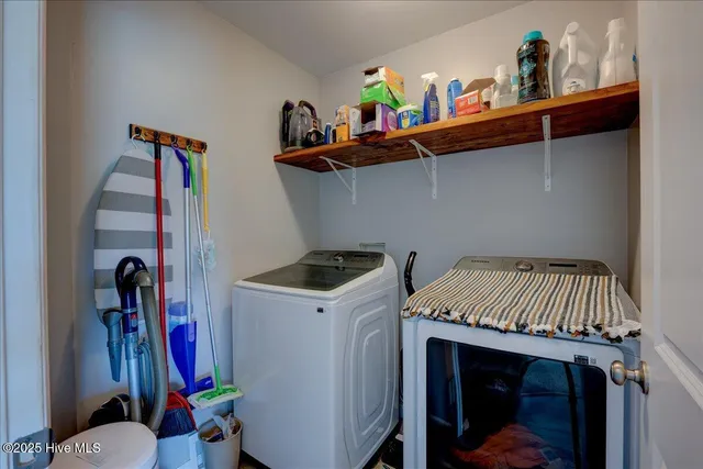 $319,500 | 115 Kenmore Court, New Bern, NC 28560