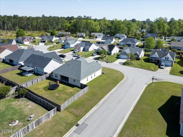 $319,500 | 115 Kenmore Court, New Bern, NC 28560