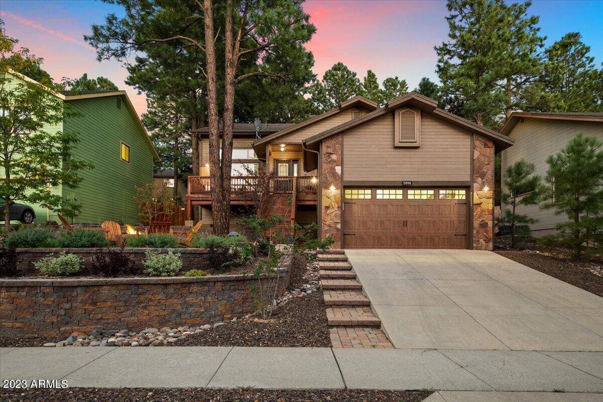 5016 South Topaz Road Flagstaff, AZ 86005 - Photo 2 of 29 01-43684746