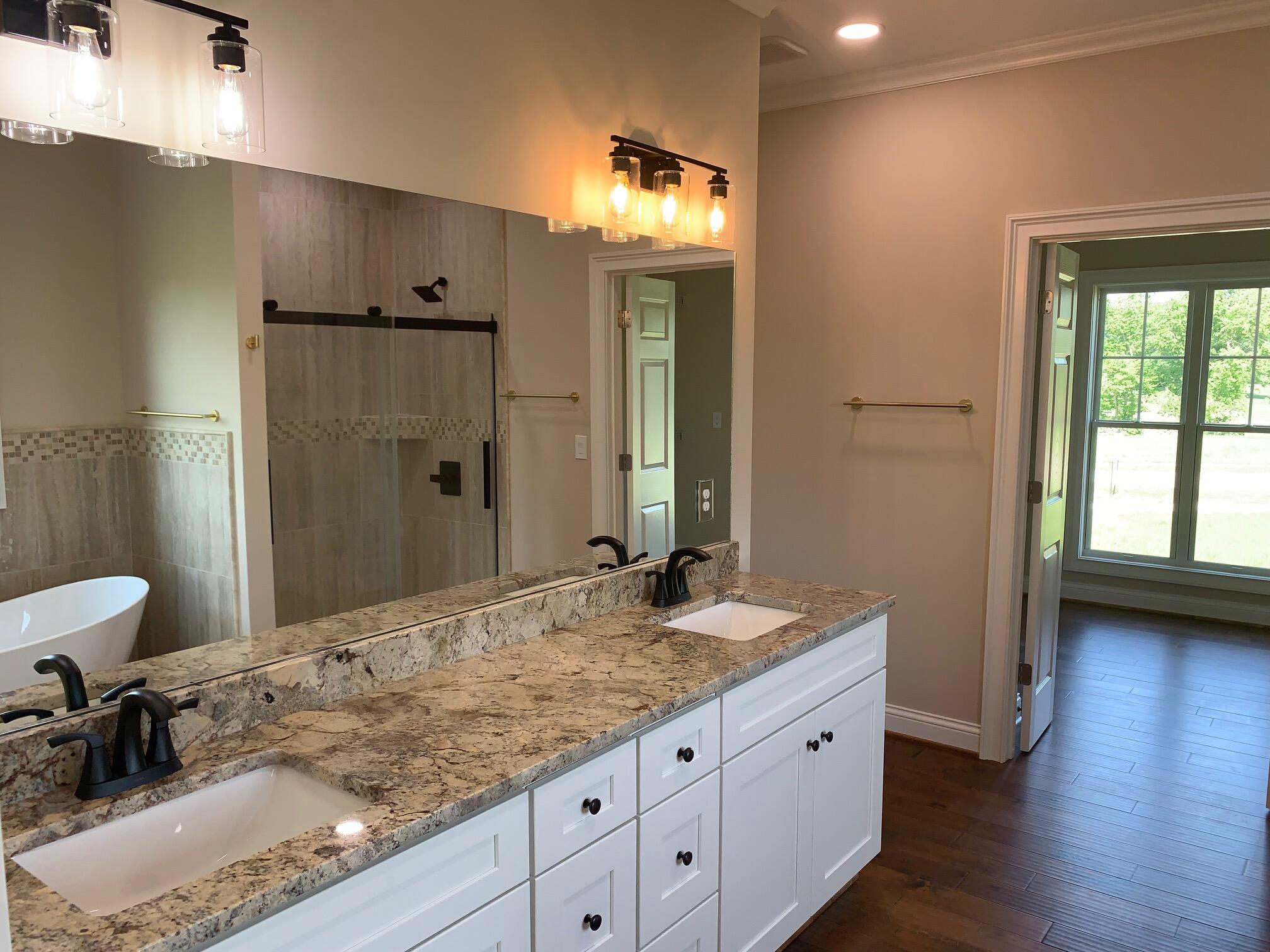 112 Retreat Road Danville, KY 40422 - Photo 17 of 40 112 Retreat another view of primary bath