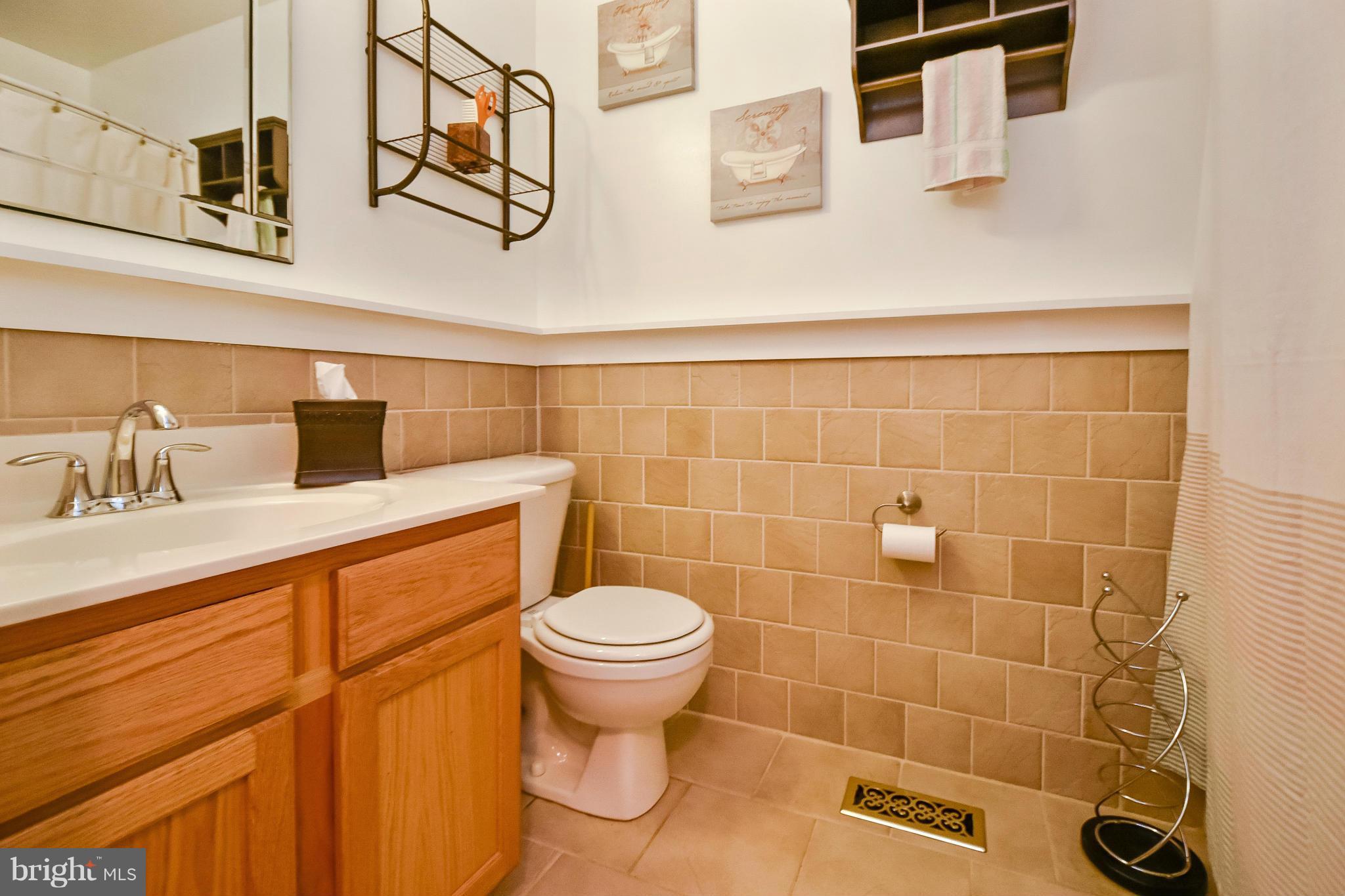 194 Norman Road Stafford, VA 22554 - Photo 16 of 30 2nd Full Bath on Main Level