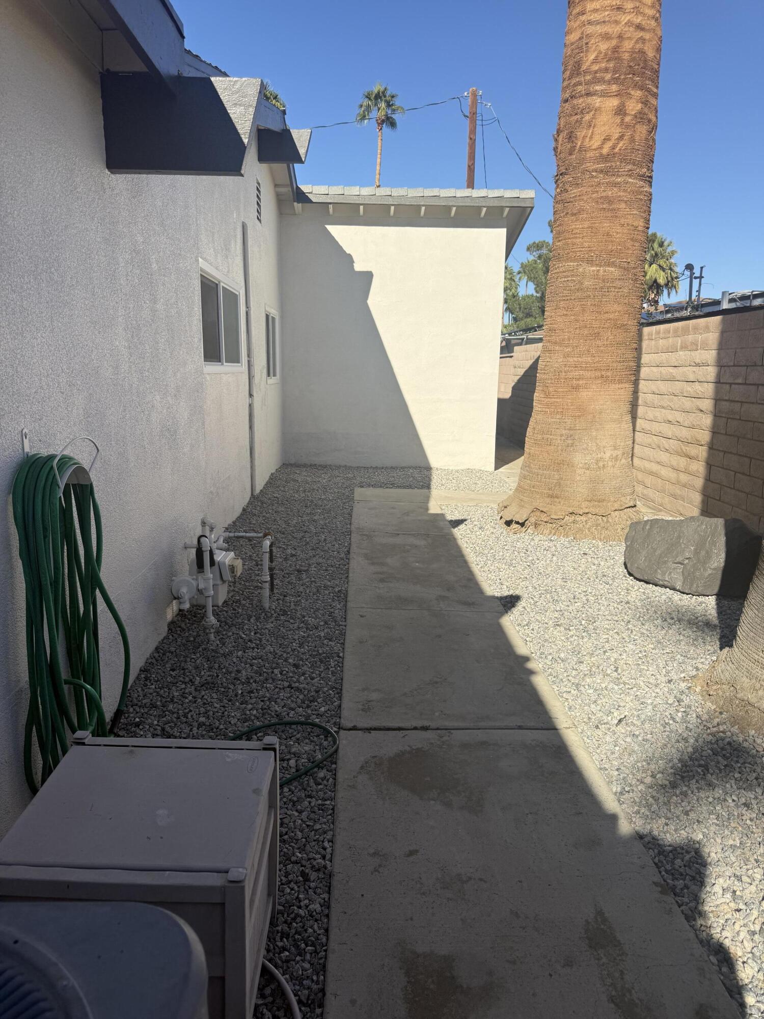 72440 Cactus Drive, Unit 2 Palm Desert, CA 92260 - Photo 26 of 28 IMG_0986