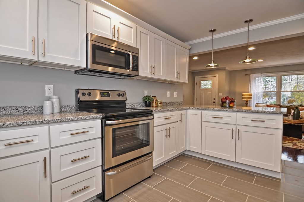 19 Timber Lane Wayland, MA 01778 - Photo 11 of 30 Gallery Image 11