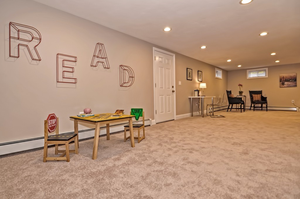 19 Timber Lane Wayland, MA 01778 - Photo 25 of 30 Gallery Image 25