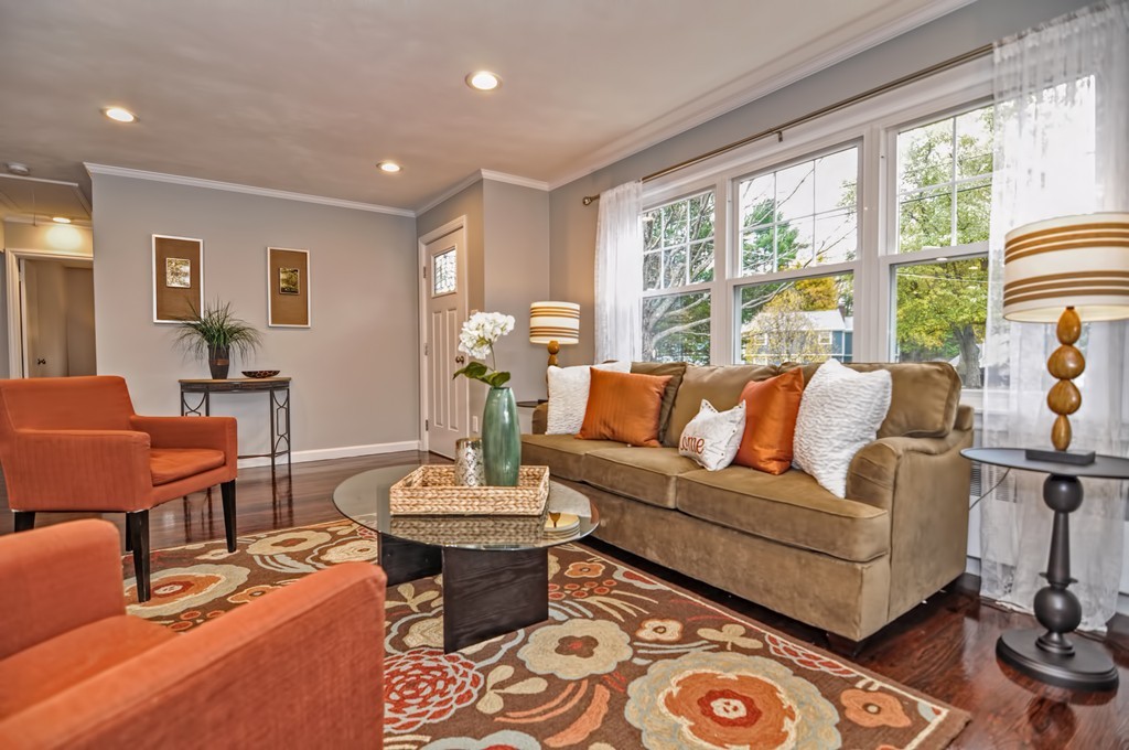 19 Timber Lane Wayland, MA 01778 - Photo 7 of 30 Gallery Image 7