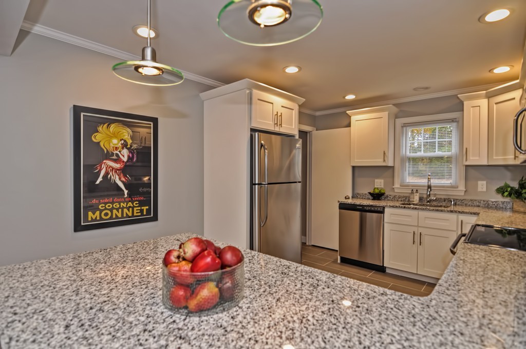 19 Timber Lane Wayland, MA 01778 - Photo 10 of 30 Gallery Image 10