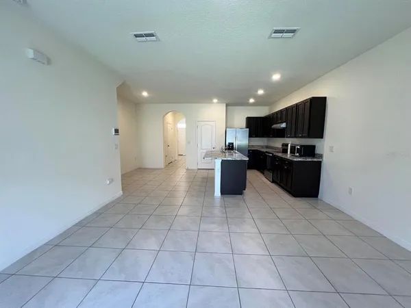 $2,100 | 1370 Yellow Finch Drive, Davenport, FL 33837